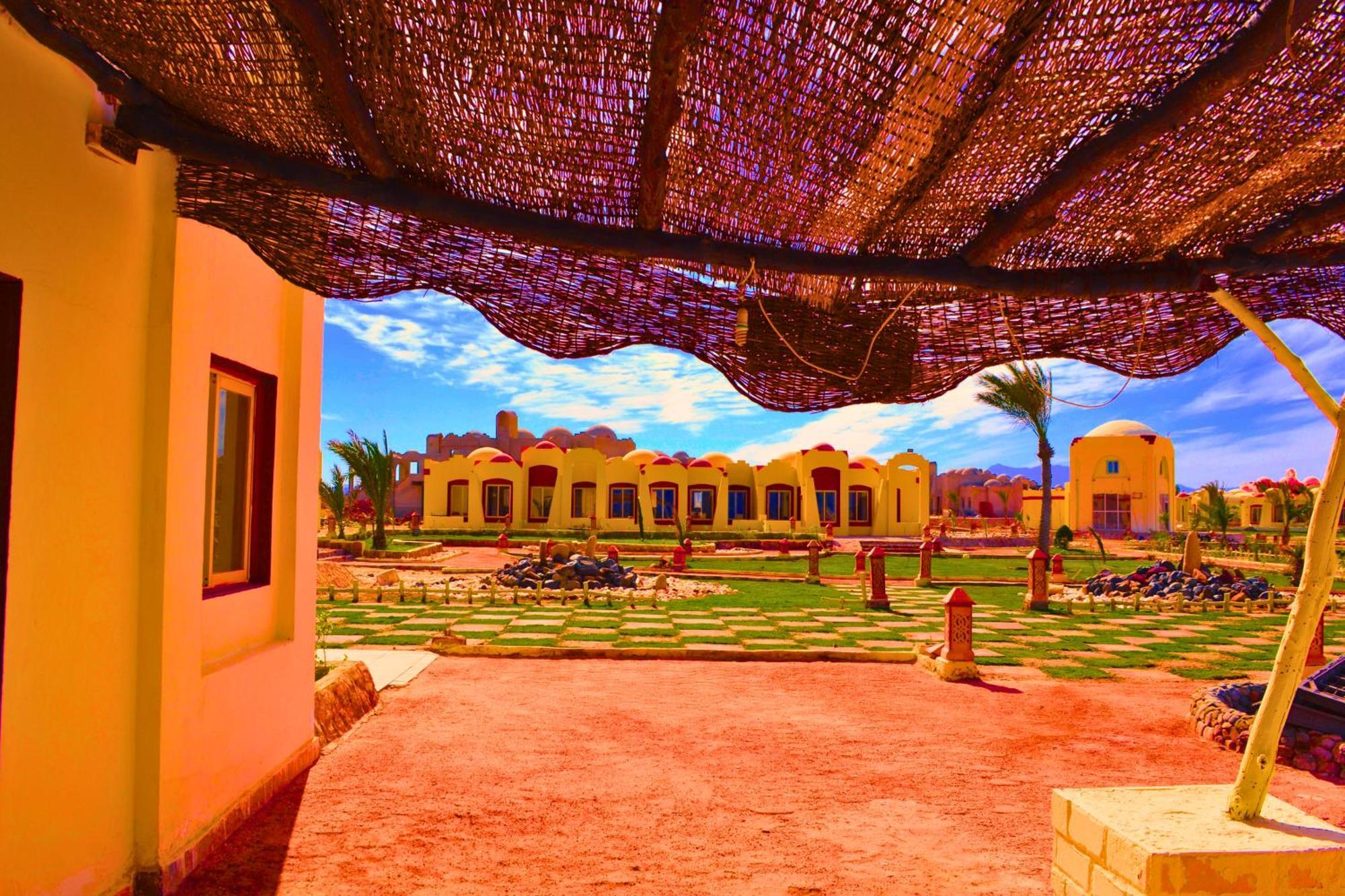 Hostmark Zabargad Beach Resort Abū Ghuşūn Extérieur photo