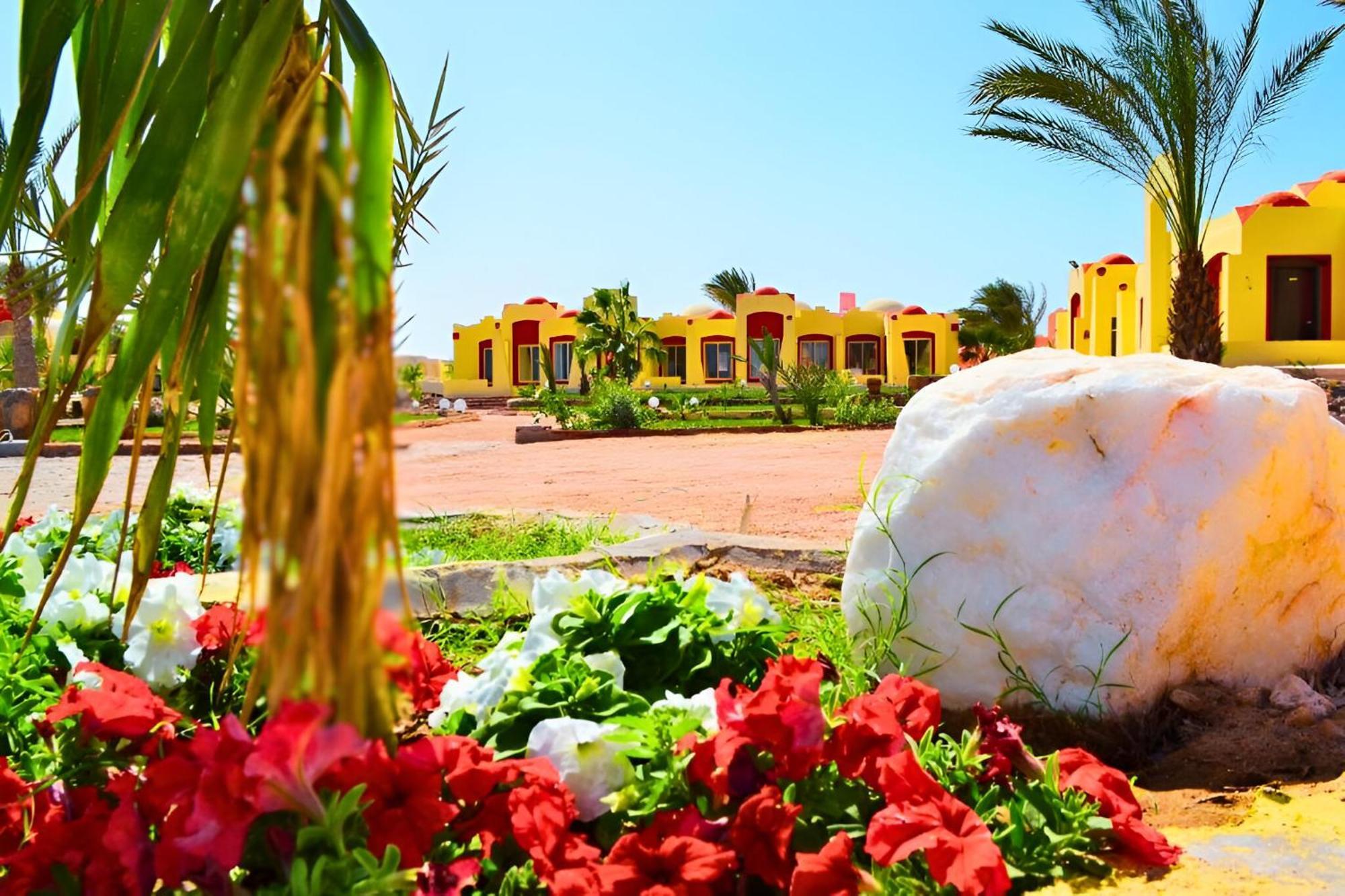 Hostmark Zabargad Beach Resort Abū Ghuşūn Extérieur photo