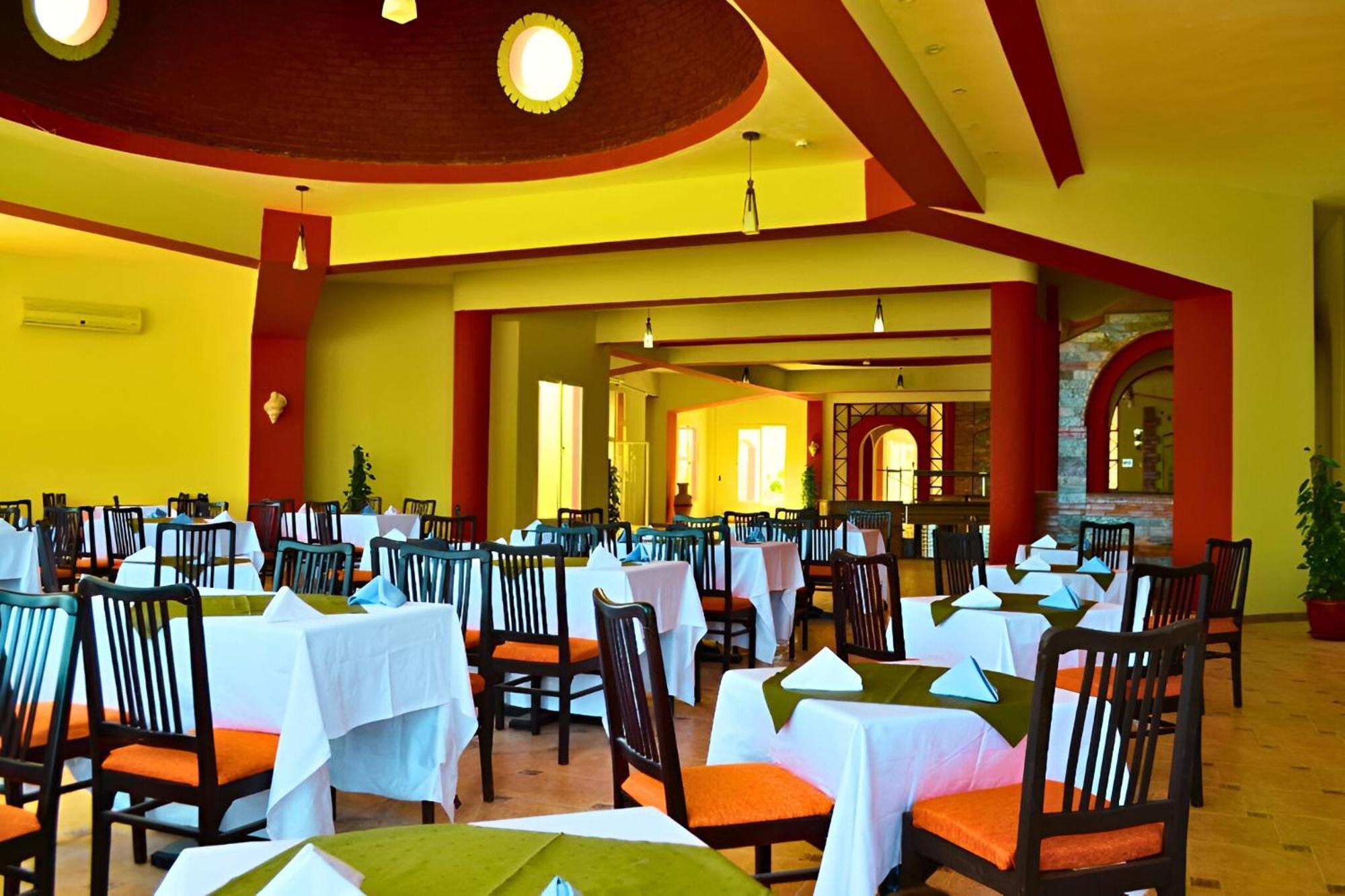 Hostmark Zabargad Beach Resort Abū Ghuşūn Extérieur photo