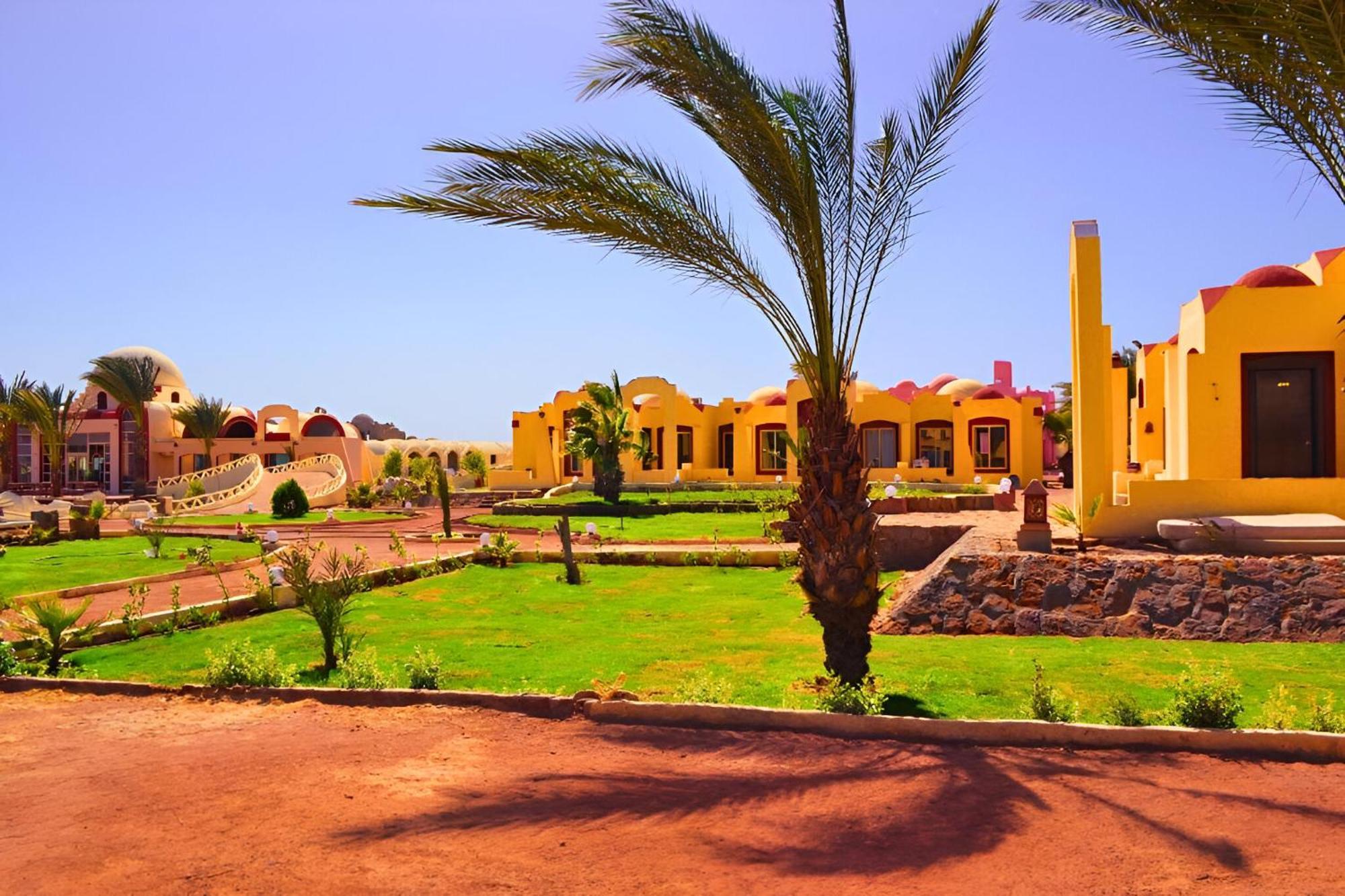 Hostmark Zabargad Beach Resort Abū Ghuşūn Extérieur photo